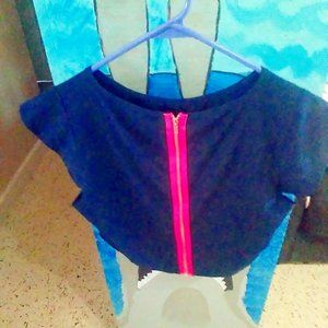 No name tag zipper crop top